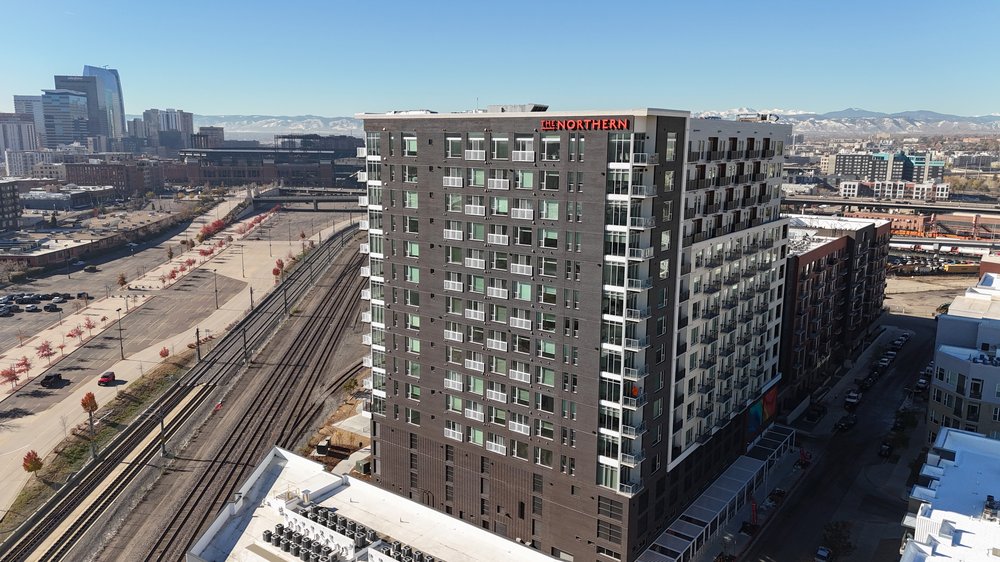 EIFS installation on commercial building